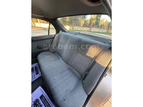 Sahibinden Toyota Corolla 1.6 XLi 1995 Model 
