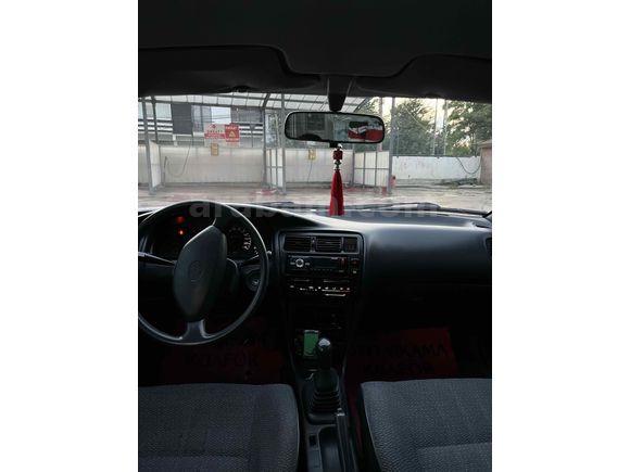 Sahibinden Toyota Corolla 1.6 XLi 1995 Model 