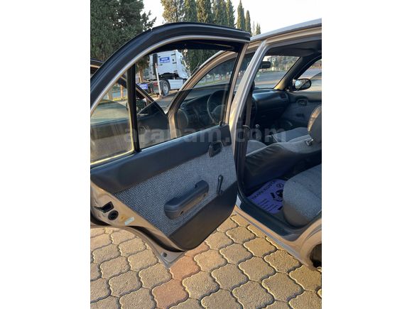 Sahibinden Toyota Corolla 1.6 XLi 1995 Model 