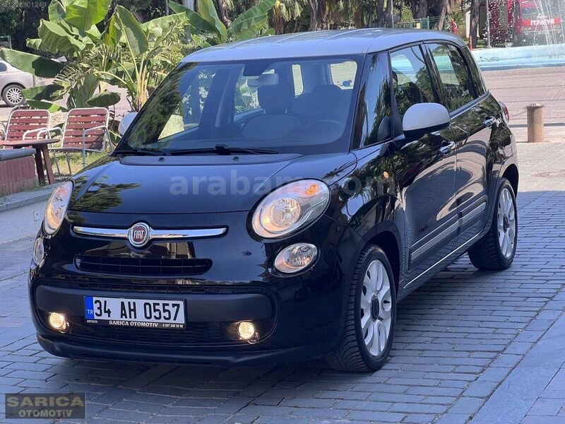 Galeriden Fiat 500 Ailesi 500L 1.3 Mjet Bi-Color 2013 Model Antalya 172.000 km Siyah