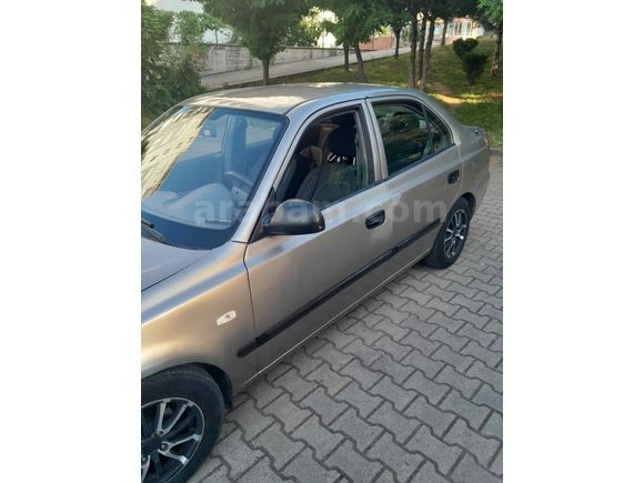 Sahibinden Hyundai Accent 1.5 CRDi Admire 2005 Model 