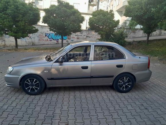 Sahibinden Hyundai Accent 1.5 CRDi Admire 2005 Model 