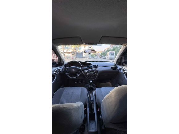 Sahibinden Ford Focus 1.6 Ghia 2000 model ghia