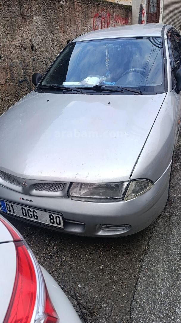 Sahibinden Mitsubishi Carisma 1.6 GLX 2000 Model Adana 389.000 km Gri 2