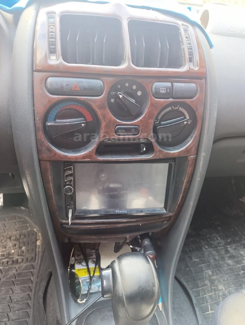 Sahibinden Mitsubishi Carisma 1.6 GLX 2000 Model Adana 389.000 km Gri 4