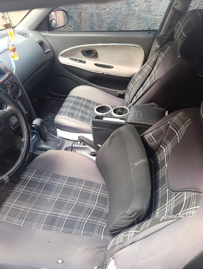 Sahibinden Mitsubishi Carisma 1.6 GLX 2000 Model Adana 389.000 km Gri 7