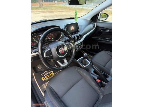 TEK PARÇA BOYALI URBAN PLUS 202 BİN KM DE EGEA