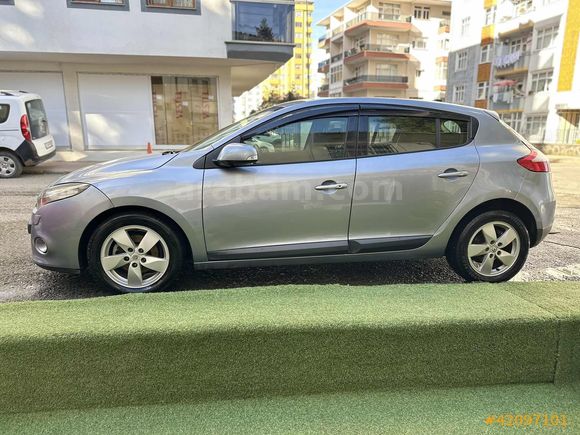 12 AY TAKSİT İMKANI İLE 2010 MEGANE 105 BG
