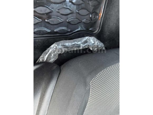 DEĞİŞENSİZ TEK PARÇA BOYALI HASAR KAYITSIZ KK 12TAKSİT