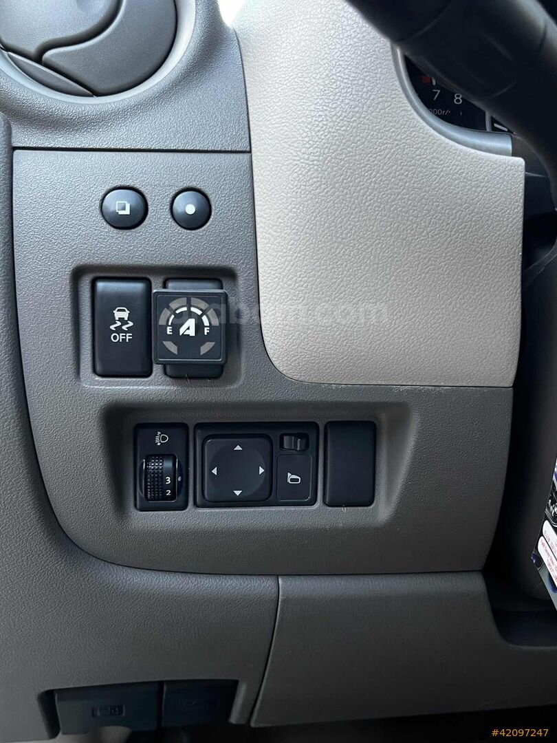 Galeriden Nissan Micra 1.2 Punch 2011 Model İzmir 150.000 km Siyah 7