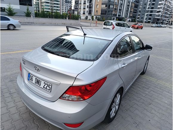 Sahibinden Hyundai Accent Blue 1.4 D-CVVT Mode Plus 2015 Model
