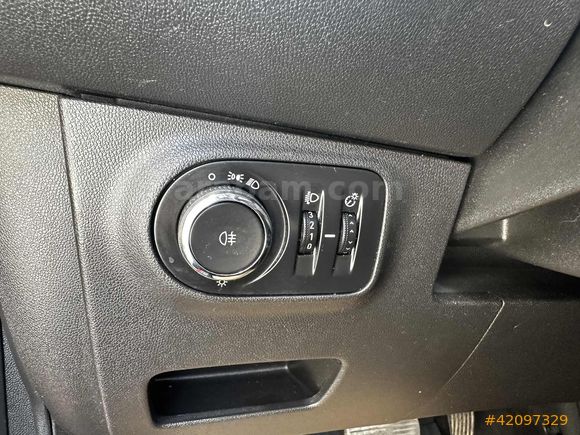 2016 MODEL OPEL CORSA 1.4 OTOMATİK VİTES