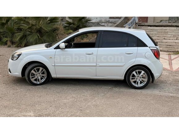 Sahibinden Kia Rio 1.5 CRDi EX Comfort 2011 Model 