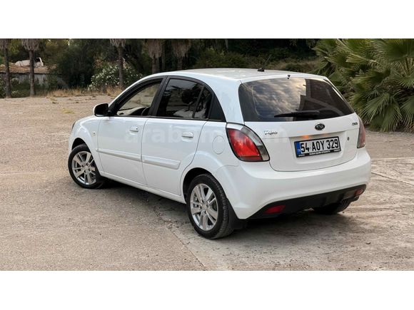Sahibinden Kia Rio 1.5 CRDi EX Comfort 2011 Model 