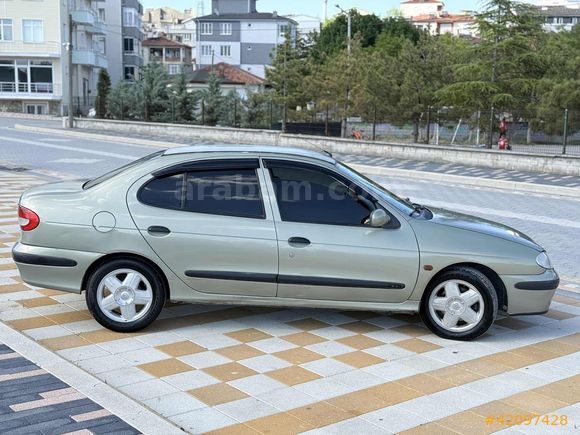 LPG Yüzü Görmemiş 1.6 16Valf Megane