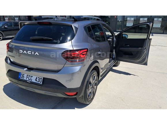 Sahibinden Dacia Sandero Stepway 1.0 Tce Expression 2025 Model 