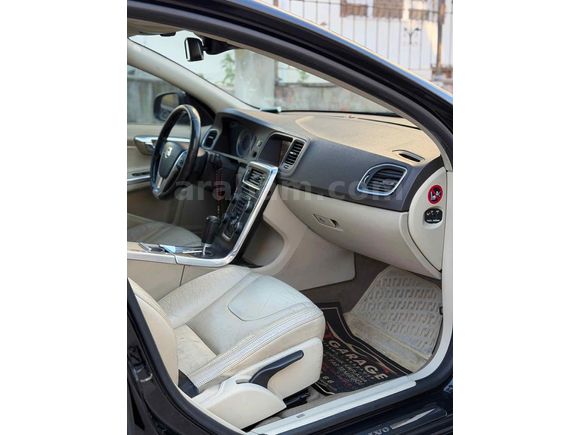 Sahibinden Volvo S60 1.6 T4 Advance 2011 Model 