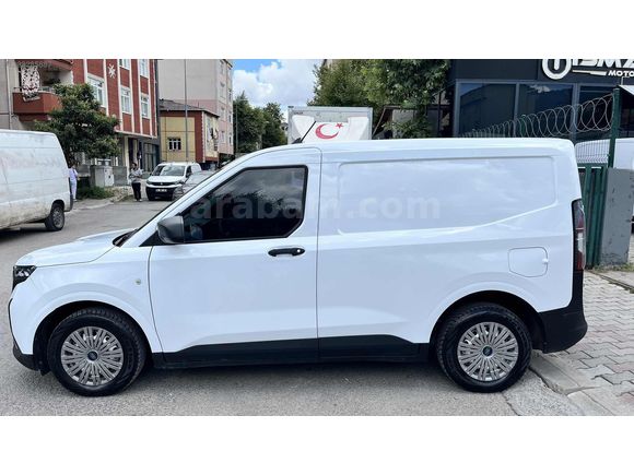 265.000TL PEŞİN 36 AY VADE 2024 MODEL HATASIZ FORD COURİER