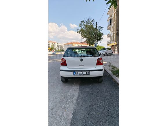 DEĞİŞENSİZ DÜŞÜK KM BENZİNLİ OTOMATİK 2004 POLO
