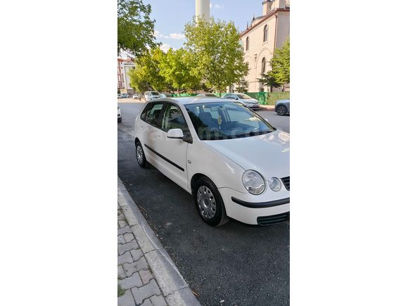 DEĞİŞENSİZ DÜŞÜK KM BENZİNLİ OTOMATİK 2004 POLO