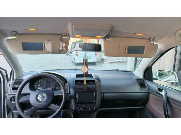 DEĞİŞENSİZ DÜŞÜK KM BENZİNLİ OTOMATİK 2004 POLO