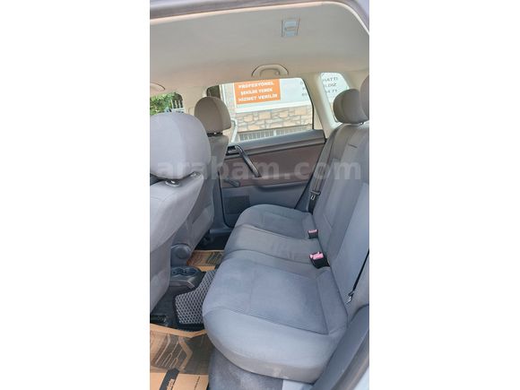 DEĞİŞENSİZ DÜŞÜK KM BENZİNLİ OTOMATİK 2004 POLO