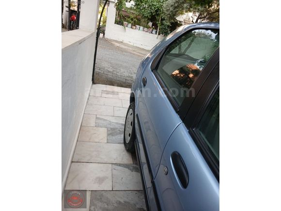 2004 MODEL 1.2 16 V DÜŞÜK KM Lİ MASRAFSIZ