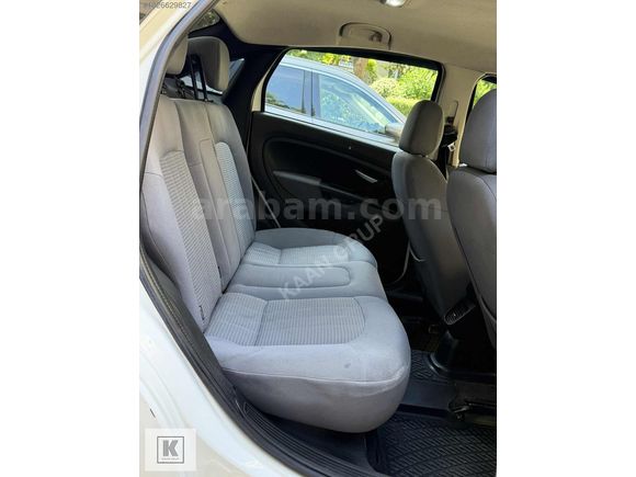 BAKIMLI DÜŞÜK KM FİAT LİNEA 1.6 MULTİJET ACTİVE PLUS