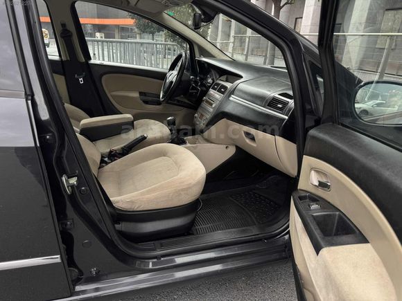 SHQIPTAR MOTORSTAN DÜŞÜK KM 1.6 EMOTİON PLUS EN DOLU PAKET