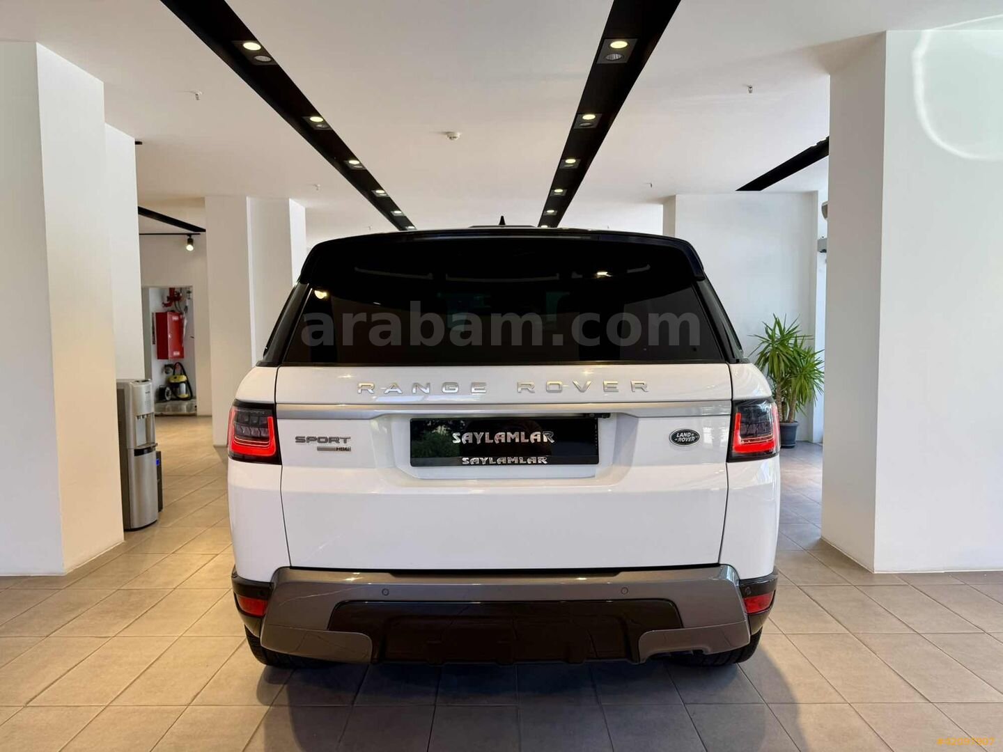 Galeriden Land Rover Range Sport 2.0 SD4 HSE 2018 Model İstanbul 157.000 km Beyaz 5