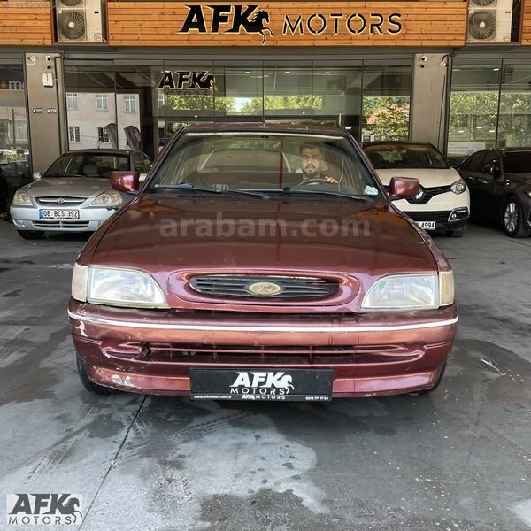 Galeriden Ford Escort 1.6 CLX 1995 Model İstanbul 152.000 km Bordo