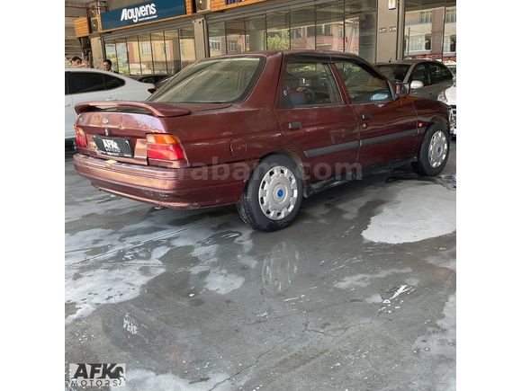 AFK'dan FORD ESKORT- TAMAMINA K.KARTINA TAKSİT