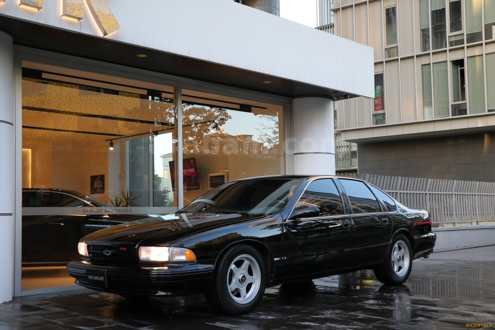 Galeriden Chevrolet Impala 3.8 1996 Model İstanbul 232.000 km Siyah 7