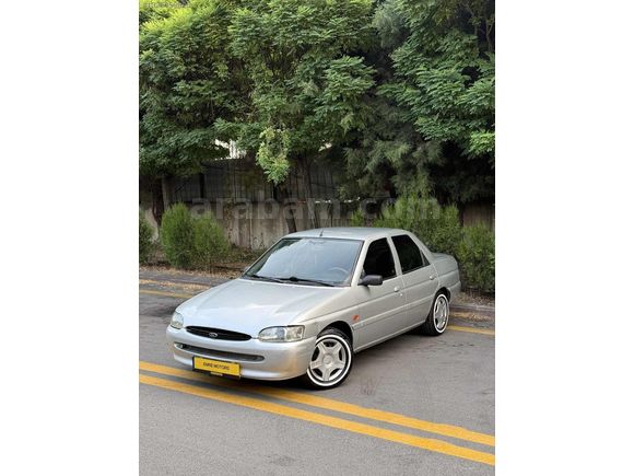 FORD ESKORT 1.6 CLX