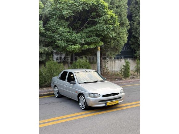 FORD ESKORT 1.6 CLX