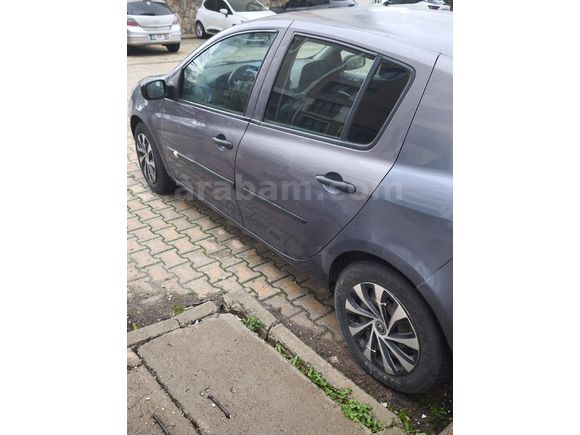 Sahibinden Renault Clio 1.2 Authentique 2008 Model  270.000 km Lacivert