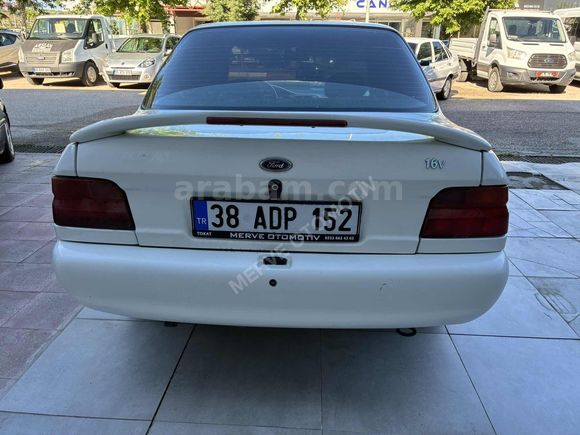 Kalite araç modelinin birinci sınıfı klima aktif çalışıyor