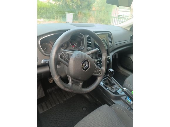 Sahibinden Renault Megane 1.3 TCe Joy 2020 Model