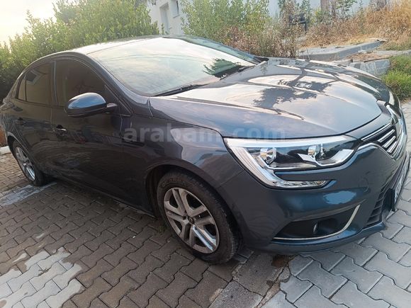 Sahibinden Renault Megane 1.3 TCe Joy 2020 Model