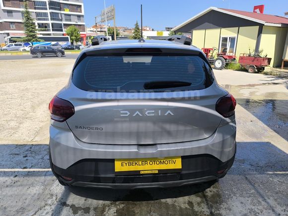 Galeriden Dacia Sandero 1.0 TCe Essential 2023 Model Balıkesir