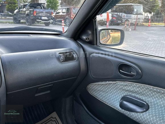 Tavan Bagaj boyasız çok temiz 1.6zetec