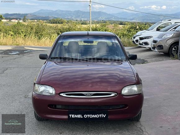 Tavan Bagaj boyasız çok temiz 1.6zetec