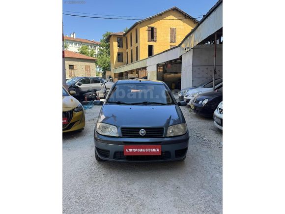 ALTINTOP GARAJDAN 2004 MODEL FİAT PUNTO