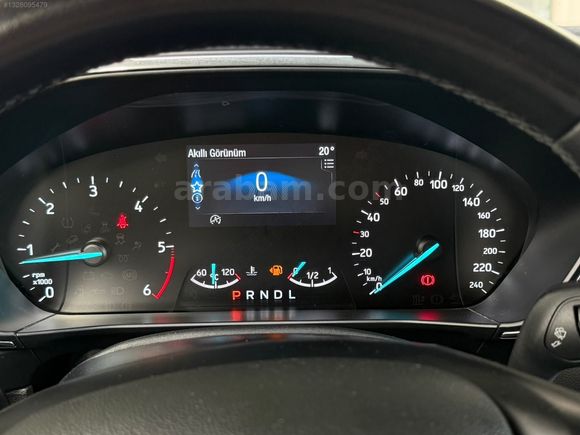 FORD/FOCUS/2024/TİTANİUM STİL/HATASIZ/BOYASIZ/TRAMERSİZZ