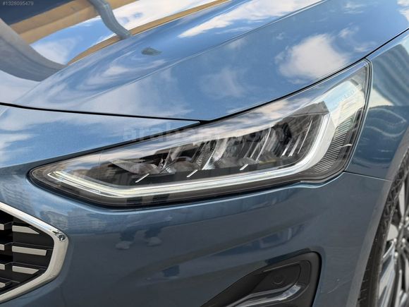 FORD/FOCUS/2024/TİTANİUM STİL/HATASIZ/BOYASIZ/TRAMERSİZZ
