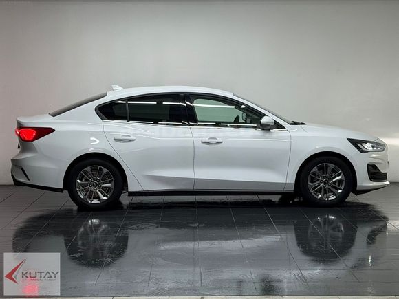 Kutay Muğla'dan Ford Focus 1.5 EcoBlue Titanium Stil Hatasız