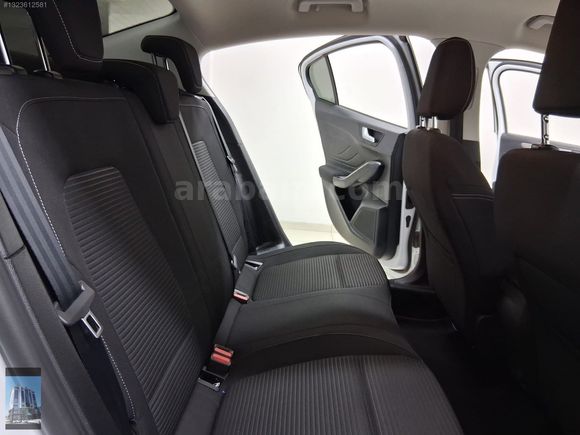 YÜCELER OTO'DAN 2023 FORDFOCUS 1.5 TİTANİUM STİL KDV%20 HATASIZ