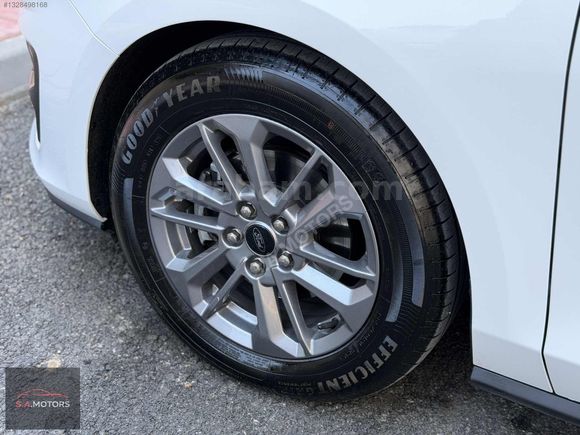 2024-25 ÇIKIŞLI FOCUS 1.5 EcoBlue TİTANİUM STİL BOYASIZ S.BAKIM