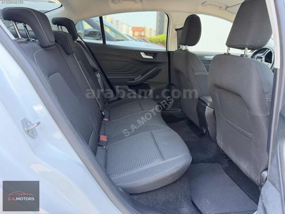 2024-25 ÇIKIŞLI FOCUS 1.5 EcoBlue TİTANİUM STİL BOYASIZ S.BAKIM