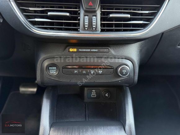 2024-25 ÇIKIŞLI FOCUS 1.5 EcoBlue TİTANİUM STİL BOYASIZ S.BAKIM